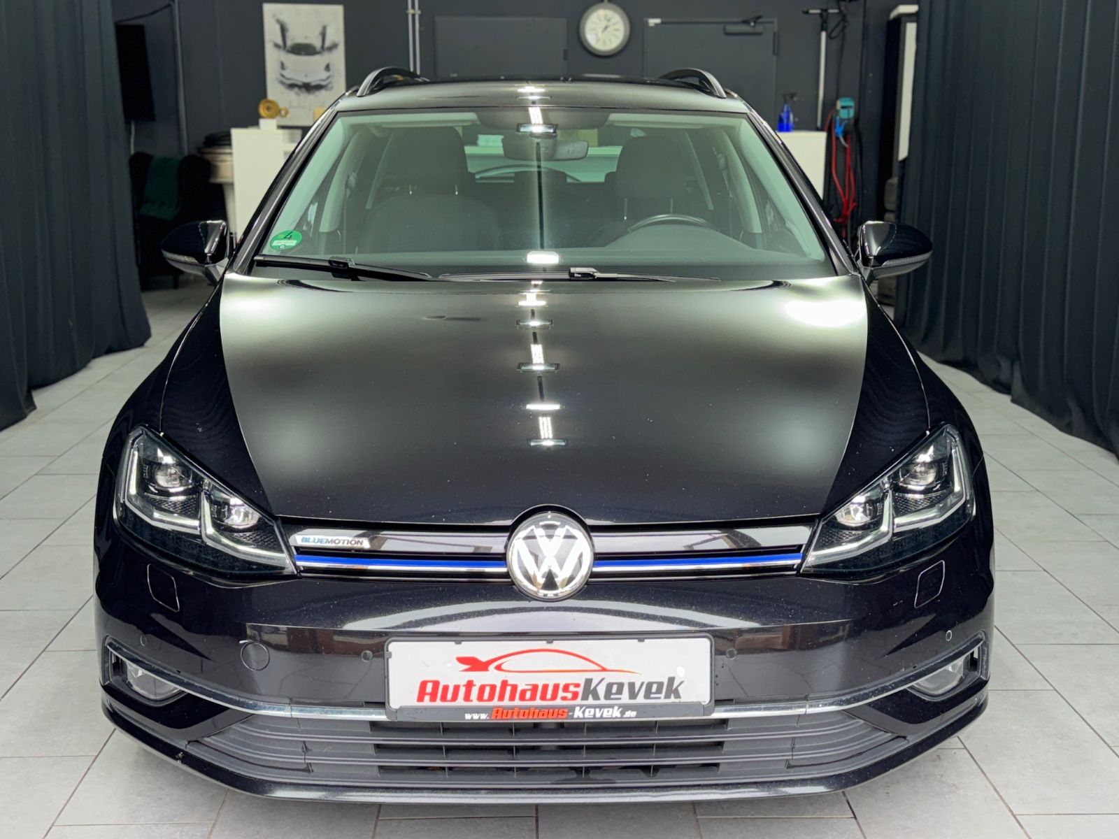 Fahrzeugabbildung Volkswagen Golf VII Variant United BlueMotion|NAVI|LED|ACC|