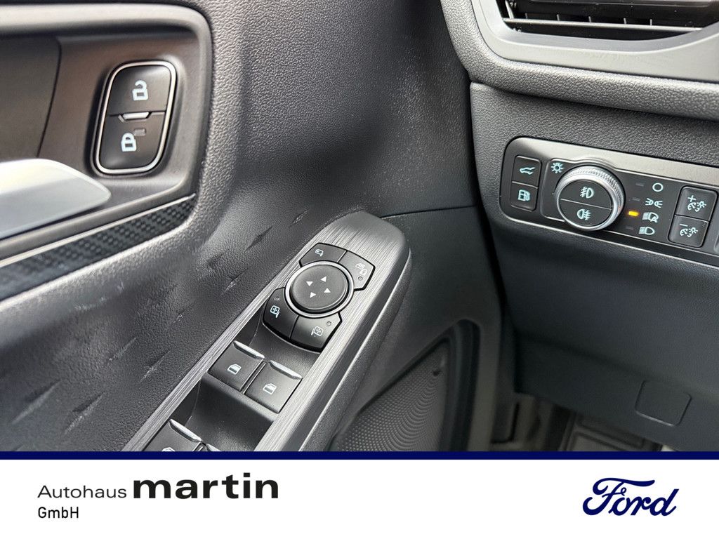 Fahrzeugabbildung Ford Kuga 2.5 Duratec PHEV ST-Line PDC SHZ NAVI LED