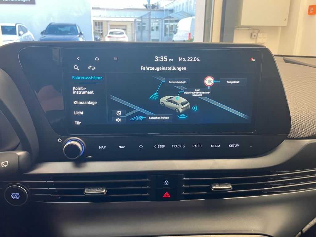 Fahrzeugabbildung Hyundai i20 1.0 T-GDI 7-DCT Prime 4xSHZ AUT HUD LED Navi