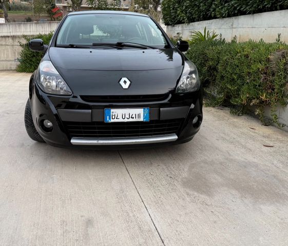 Renault Clio 1.2 Confort cv 75, benzina si neopa