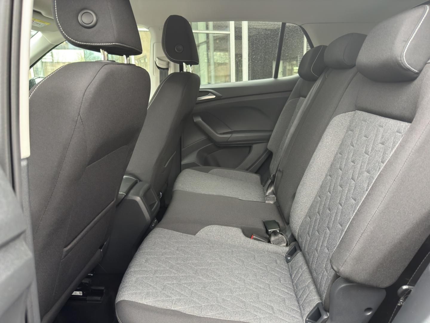 Fahrzeugabbildung Volkswagen T-Cross MOVE MOVE 1.0 TSI,Rück-Kamera,ACC,Navi,S