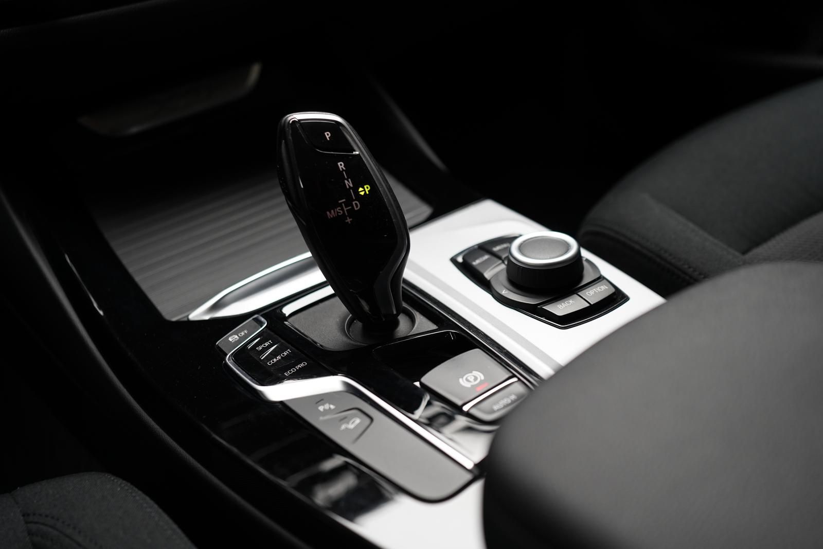 BMW X3 xDrive 20i | Business | LED | Navi | Kamera foto 16