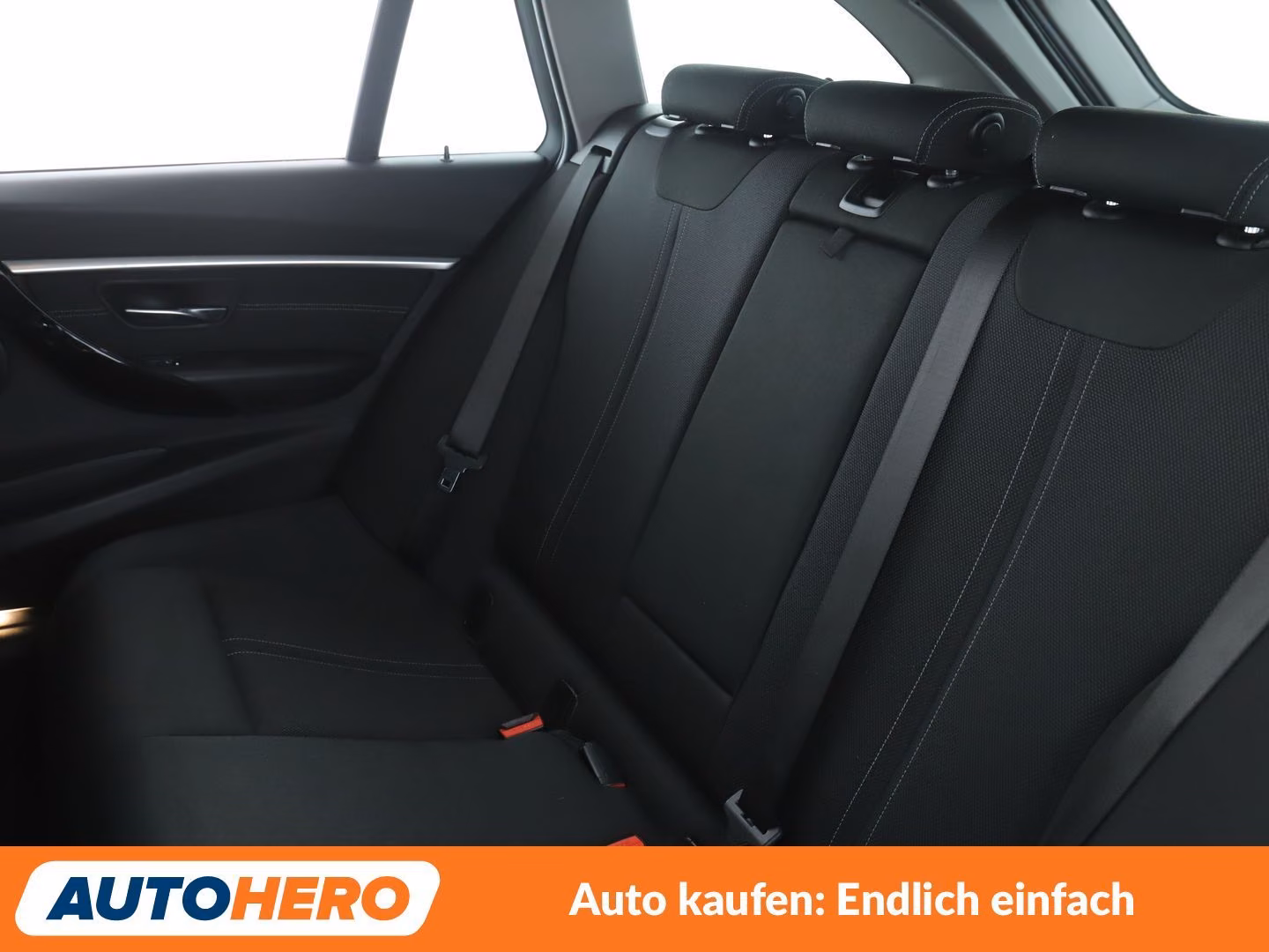 BMW 320i xDrive Sport Line Aut.*NAVI*LED*TEMPO*PDC*