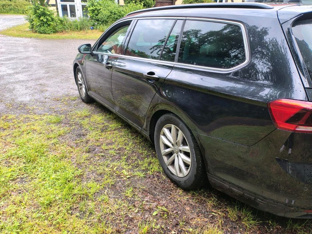 Image of Volkswagen Passat Variant