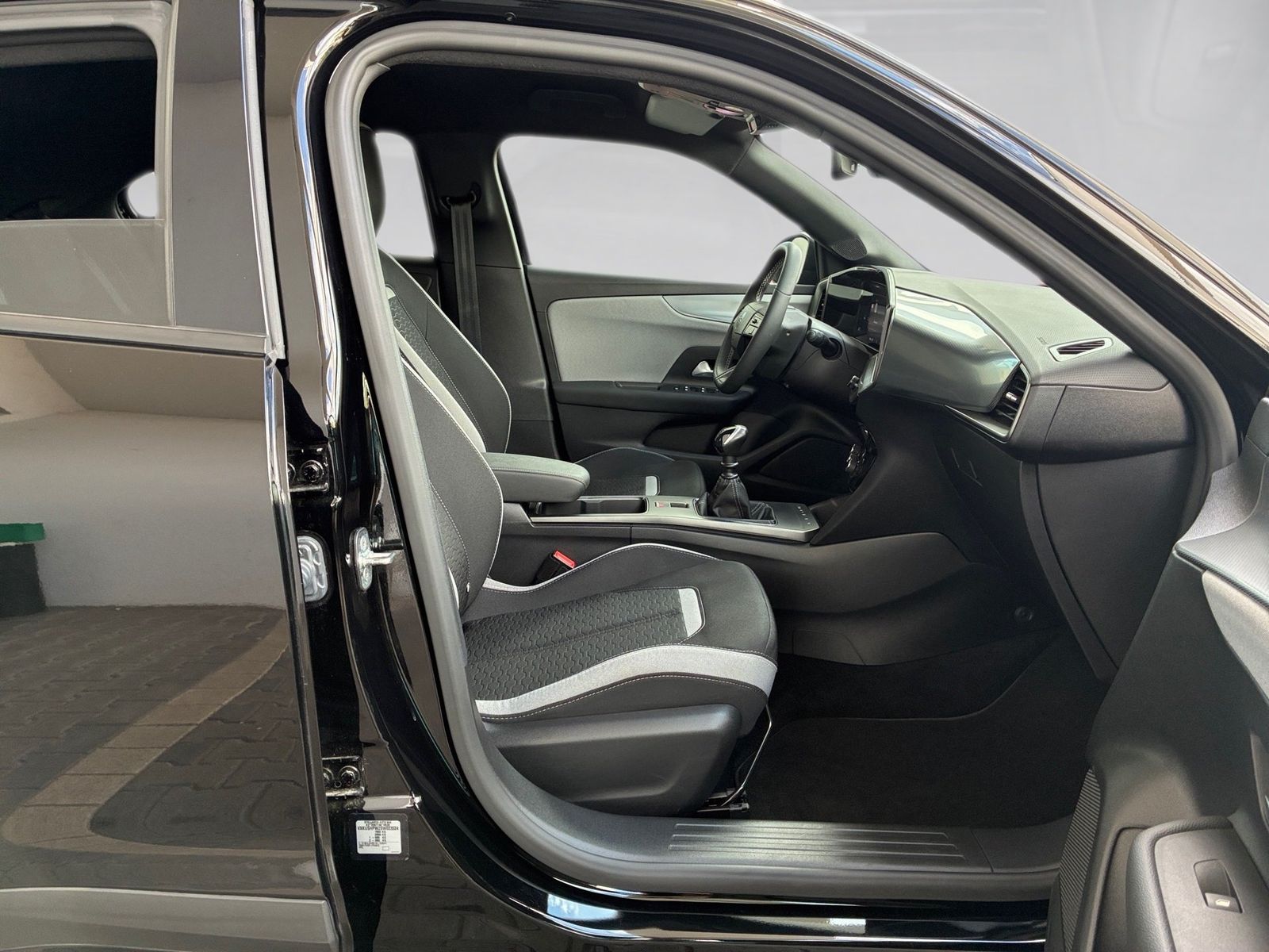 Fahrzeugabbildung Opel Mokka 1.2 Turbo Edition Kamera,LED,Navi,SHZ,ACC
