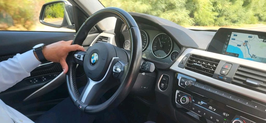 Image of BMW 318