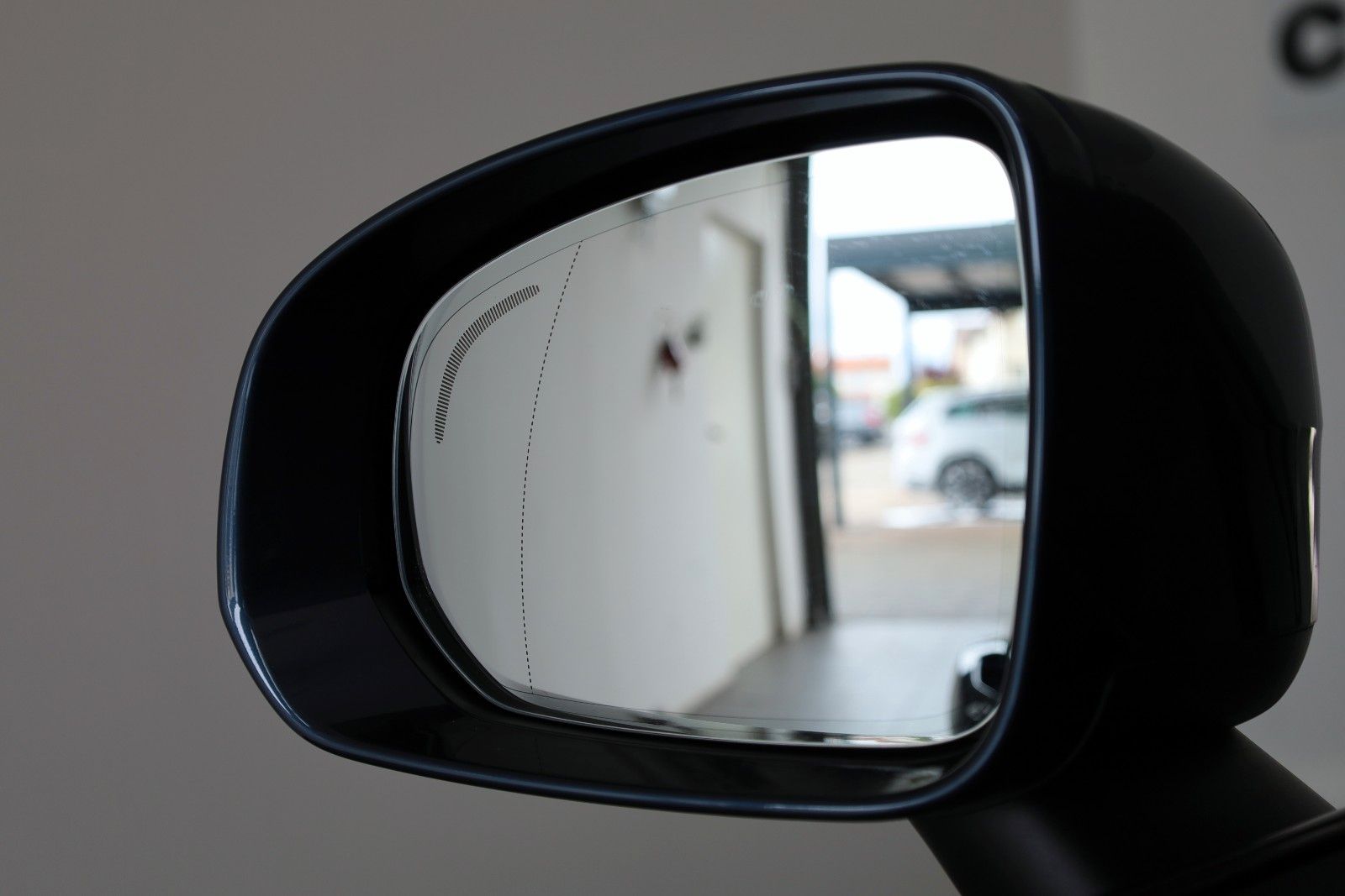 Fahrzeugabbildung Volvo V90 CC Pro AWD Leder,Navi,LED,SH,Kamera,ACC