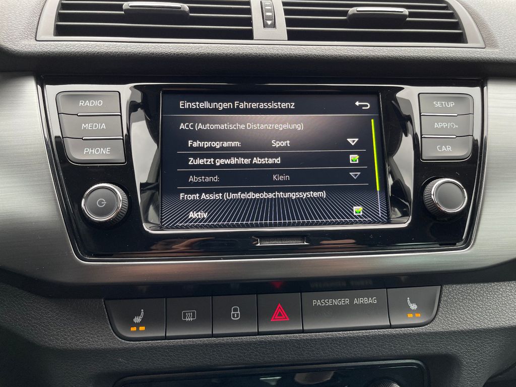 SKODA Fabia Combi Style LED PDC Kamera SHZ ACC Kessy SKODA Fabia Combi Style LED PDC Kamera SHZ ACC Kessy