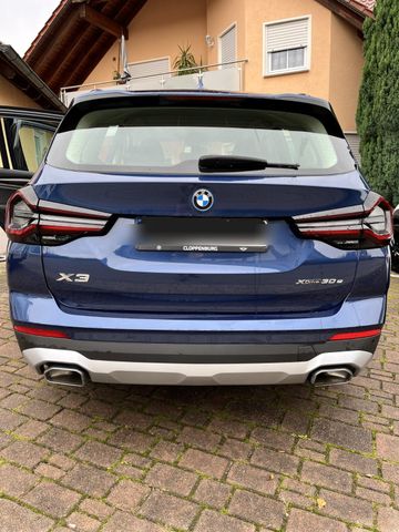 BMW X3 30e