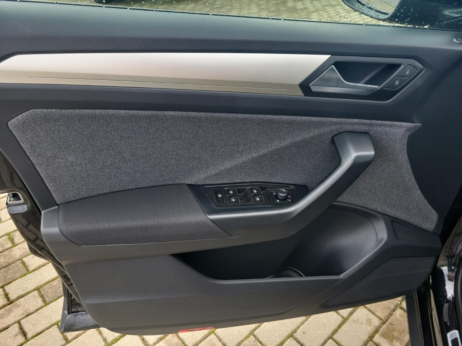 Volkswagen T-Roc 1.5TSI MOVE*LED*APP-CONNECT*SITZH*PDC