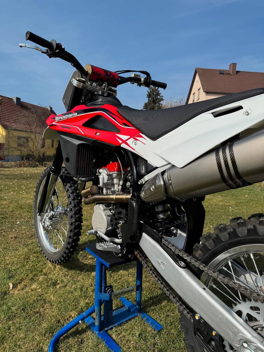 Husqvarna  2013 — photo 12