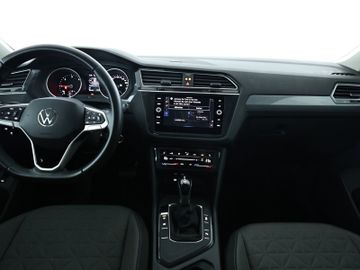 Volkswagen Tiguan - 9