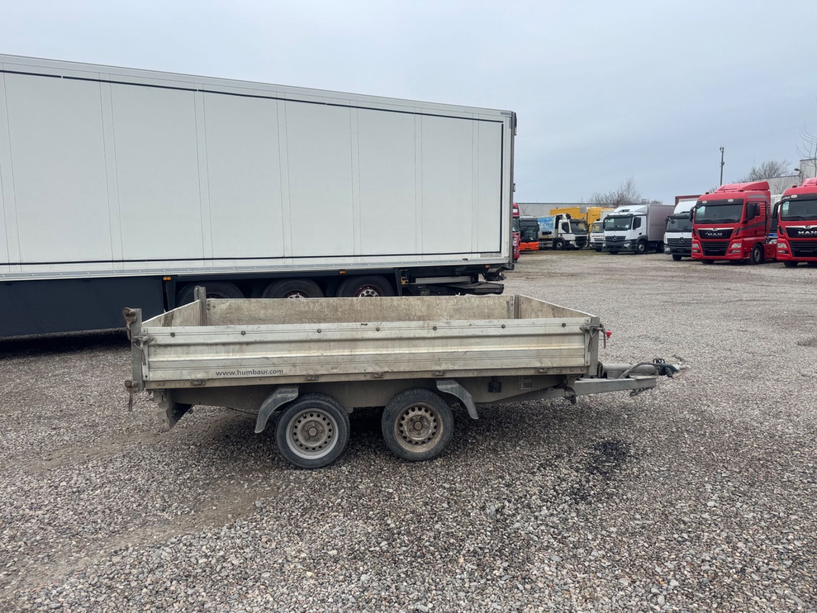 Fahrzeugabbildung Humbaur HTK 3500