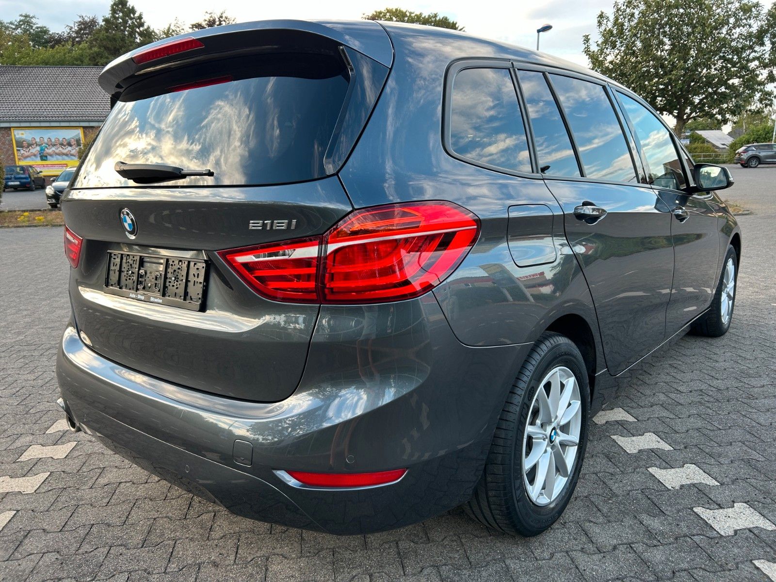 BMW 218 Gran Tourer 218i Sport Line imagem 3