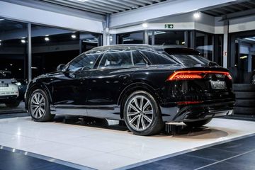 Audi Q8 - 11