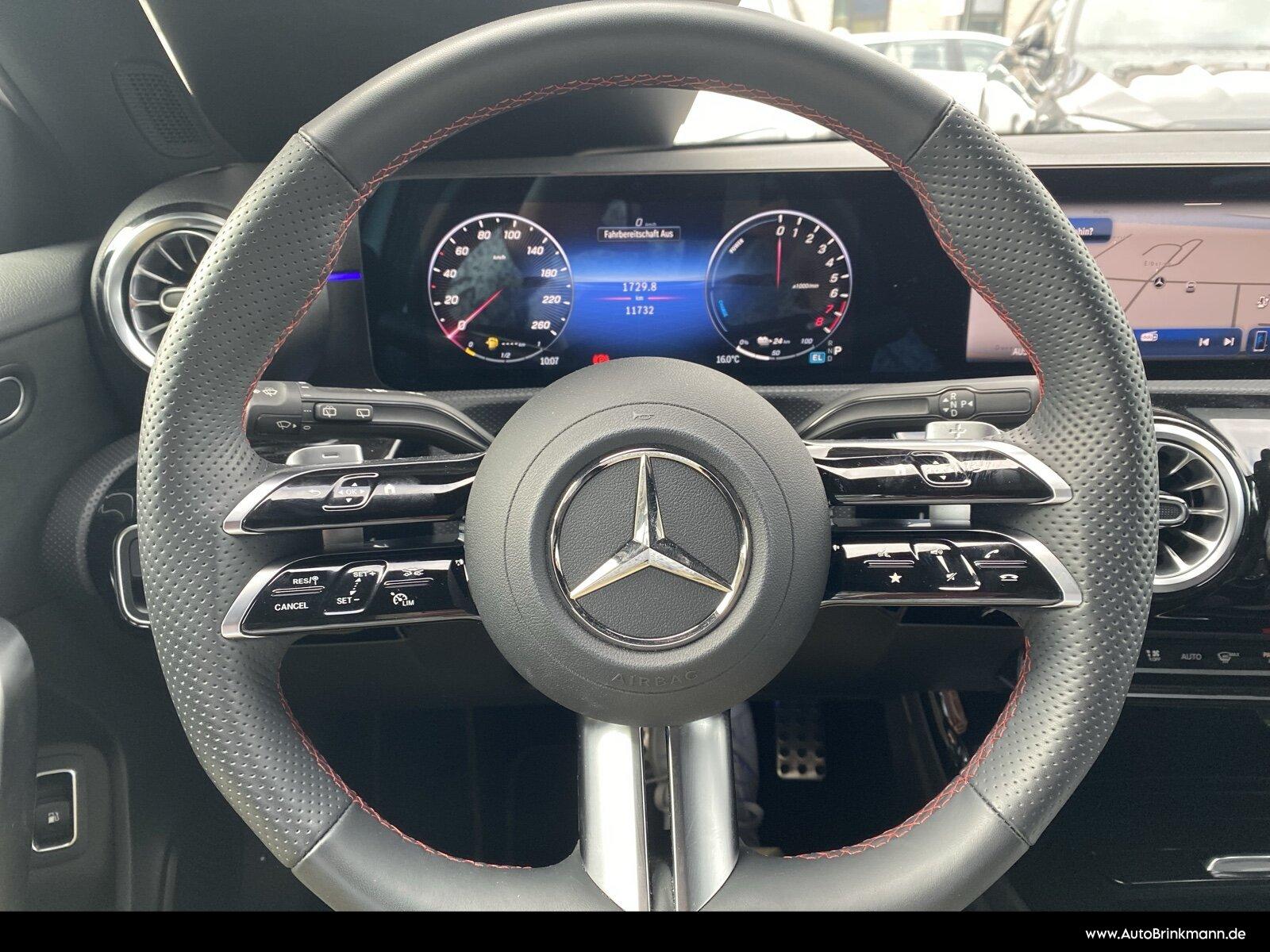 Mercedes-Benz A 250 e AMG-LINE/NIGHT/19"/MULTIBEAM/DISTRONIC