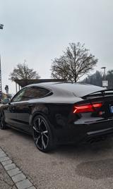 Audi S7 4.0 TFSI quattro COD S tronic Sportback - - schwarze Audi S7
