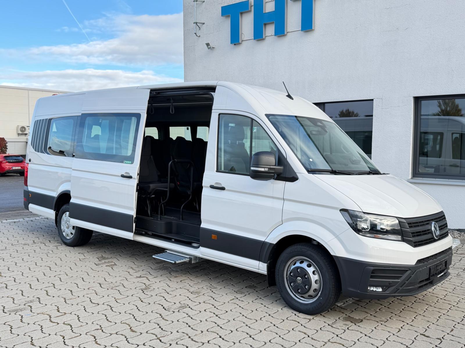 Volkswagen Crafter 17-Sitzer + 5 Stehplätze, neues Modell
