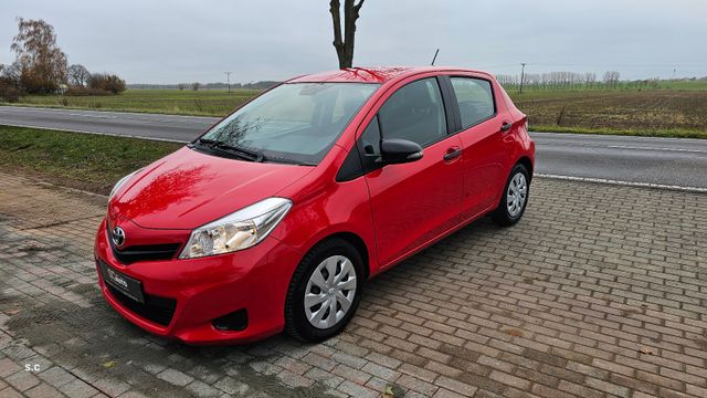 Toyota Yaris Cool 1.0 Benzin klima 107 Tkm. Neu TÜV