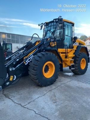 JCB 437 Wastemaster