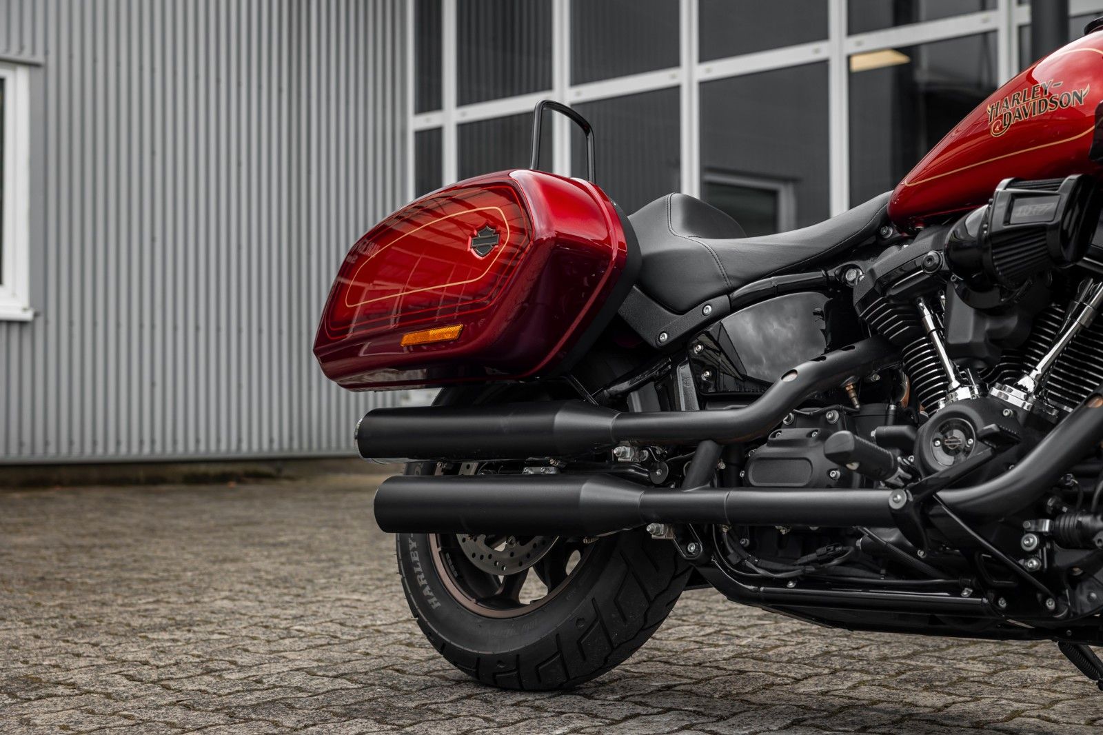 Fahrzeugabbildung Harley-Davidson FXLRST LOW RIDER ST 117 - EL DIABLO Nr. 359/1500