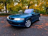 Opel opel vectra b - gebrauchte Opel Vectra aus dem Jahr 2001
