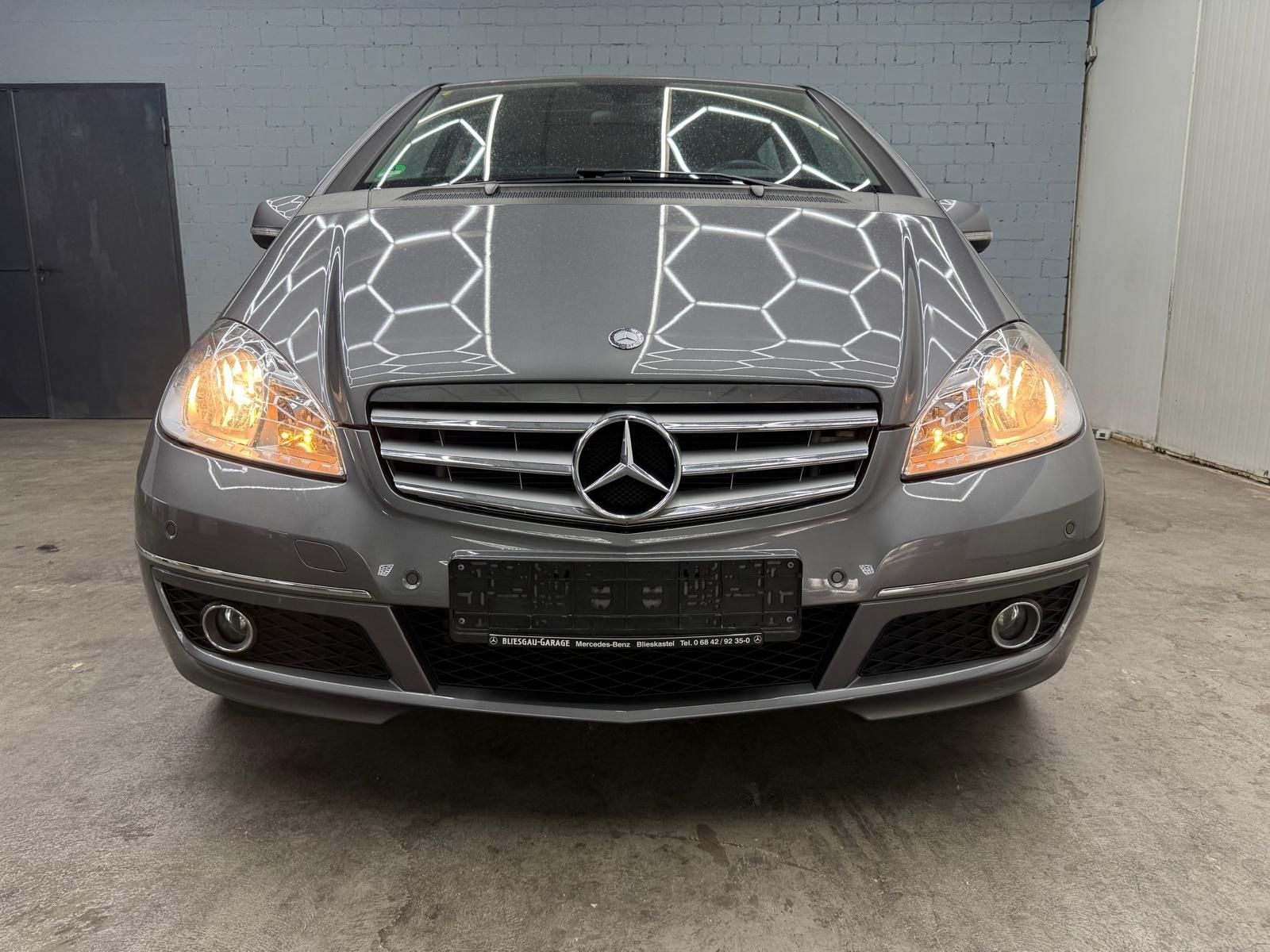 Mercedes-Benz A 160 BlueEFFICIENCY  PANORAMA | KLIMA | PDC – Bild 3
