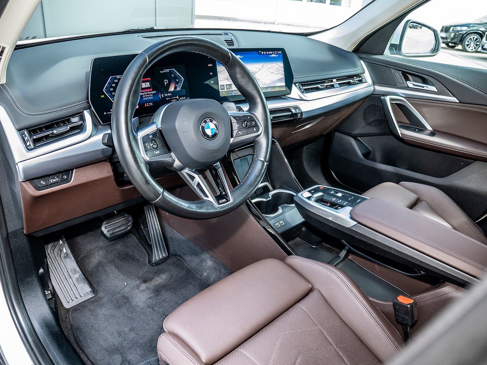 BMW X1 xDrive20d xLine ACC Sportsitz SH AdaptLED DAB imagem 3