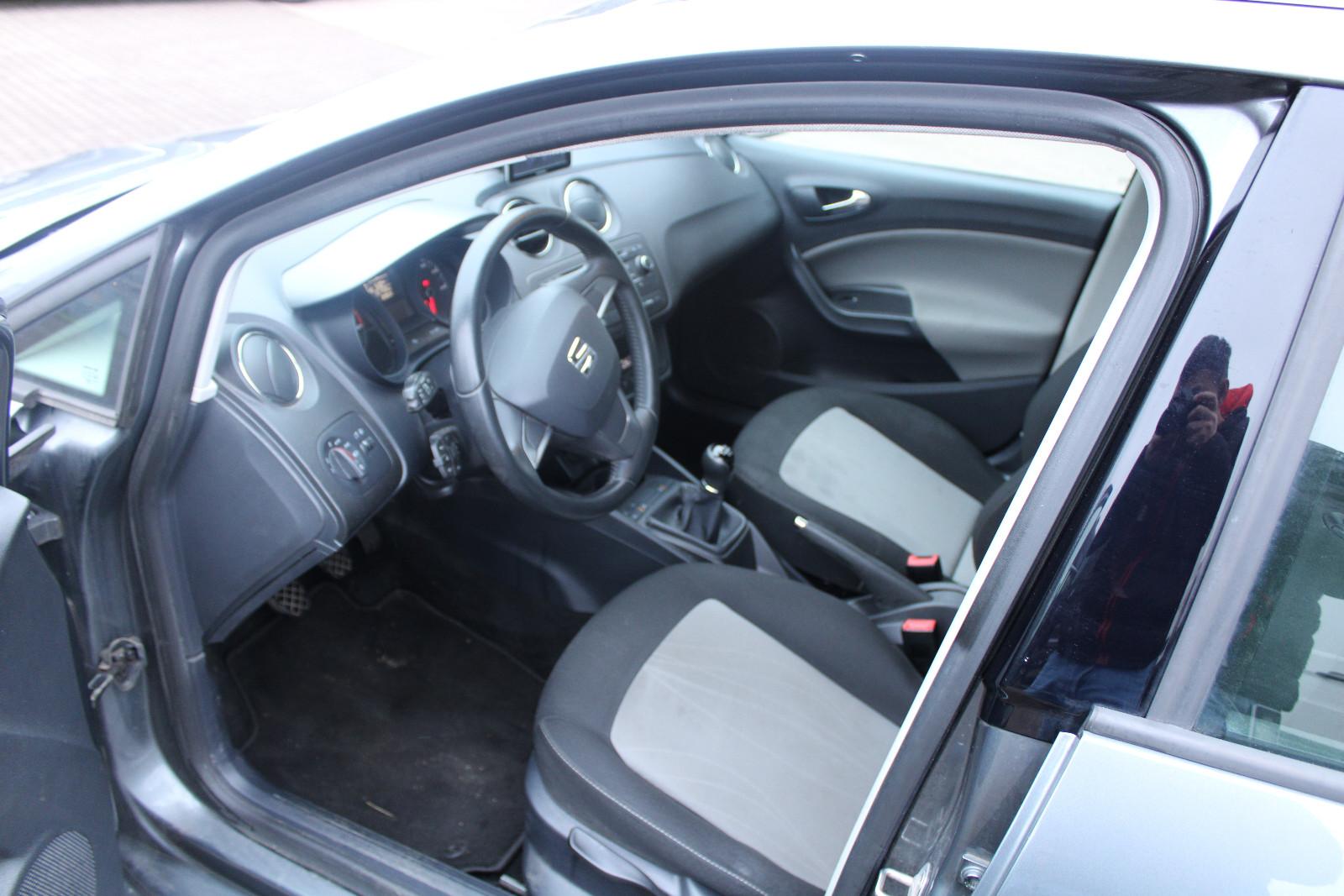 Seat Ibiza 2014 — photo 8
