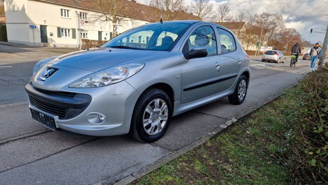 Peugeot 206 + Basis 71000 km neu tüv Klima 4-TÜRIG