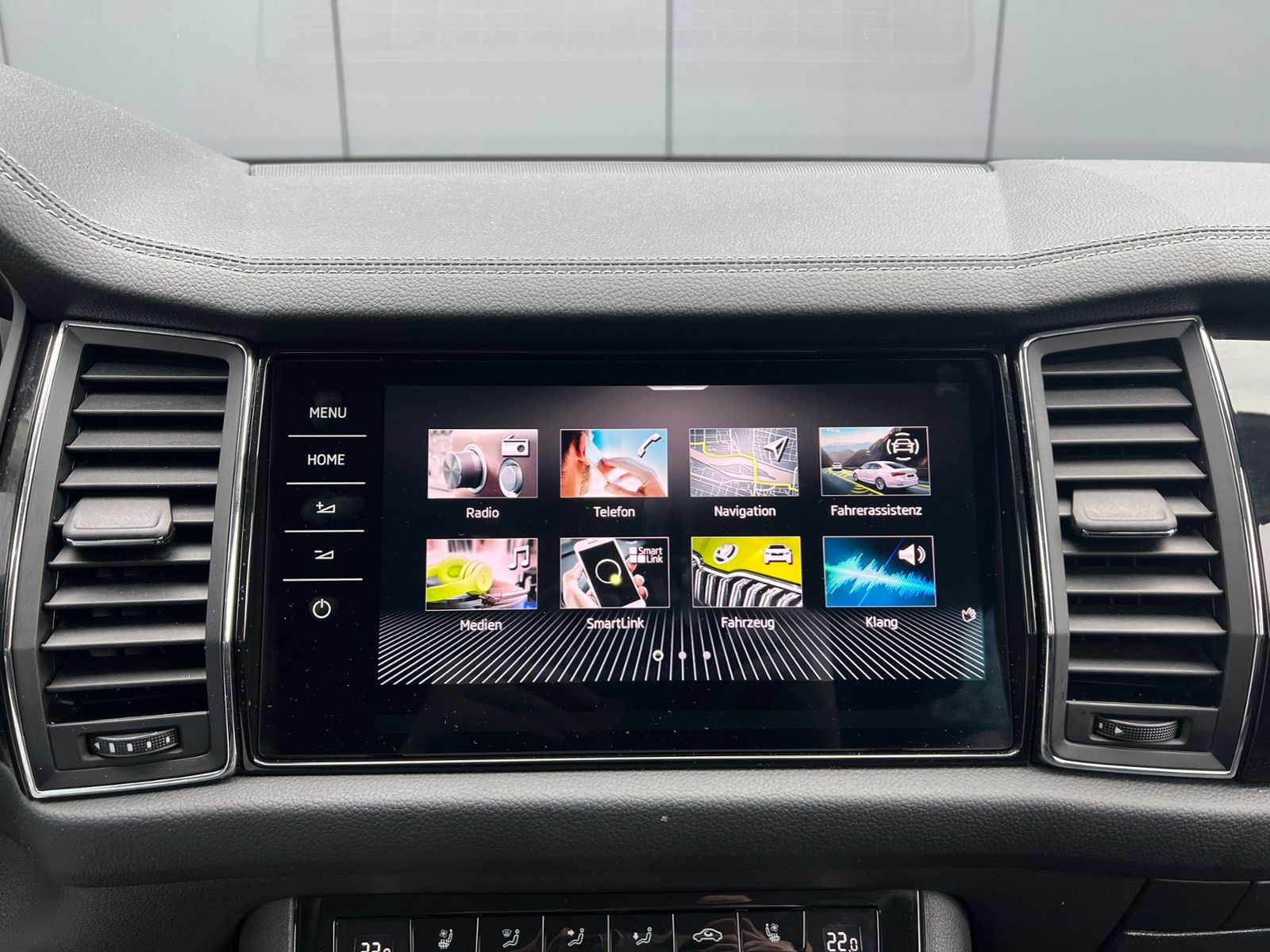 Fahrzeugabbildung SKODA Kodiaq L&K 2.0 TSI DSG 4x4 *AHK, CANTON, Standhz