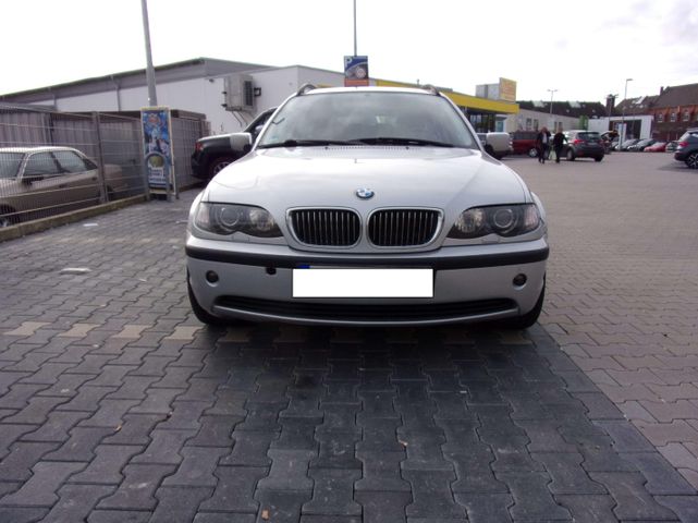 BMW 325 325xi touring