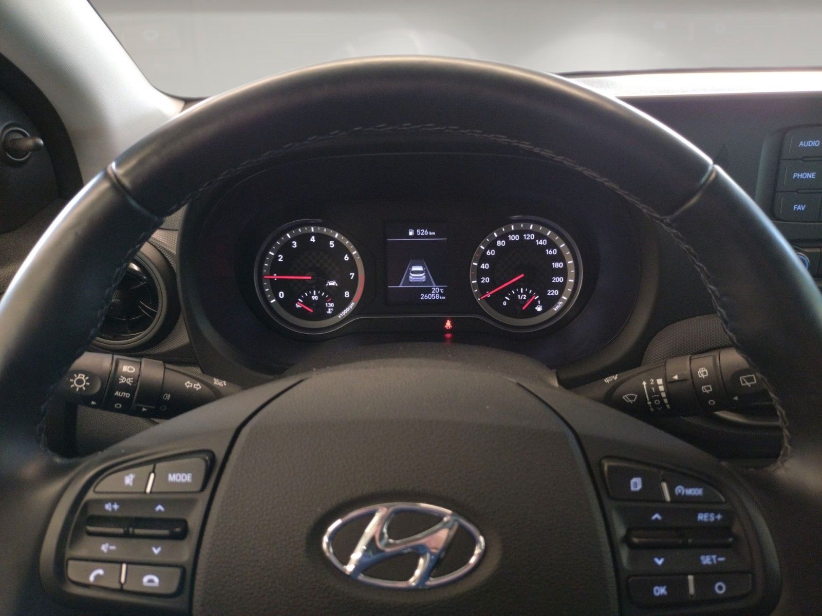 Fahrzeugabbildung Hyundai i10 SELECT 1.0  SHZ PDC Lenkradhzg