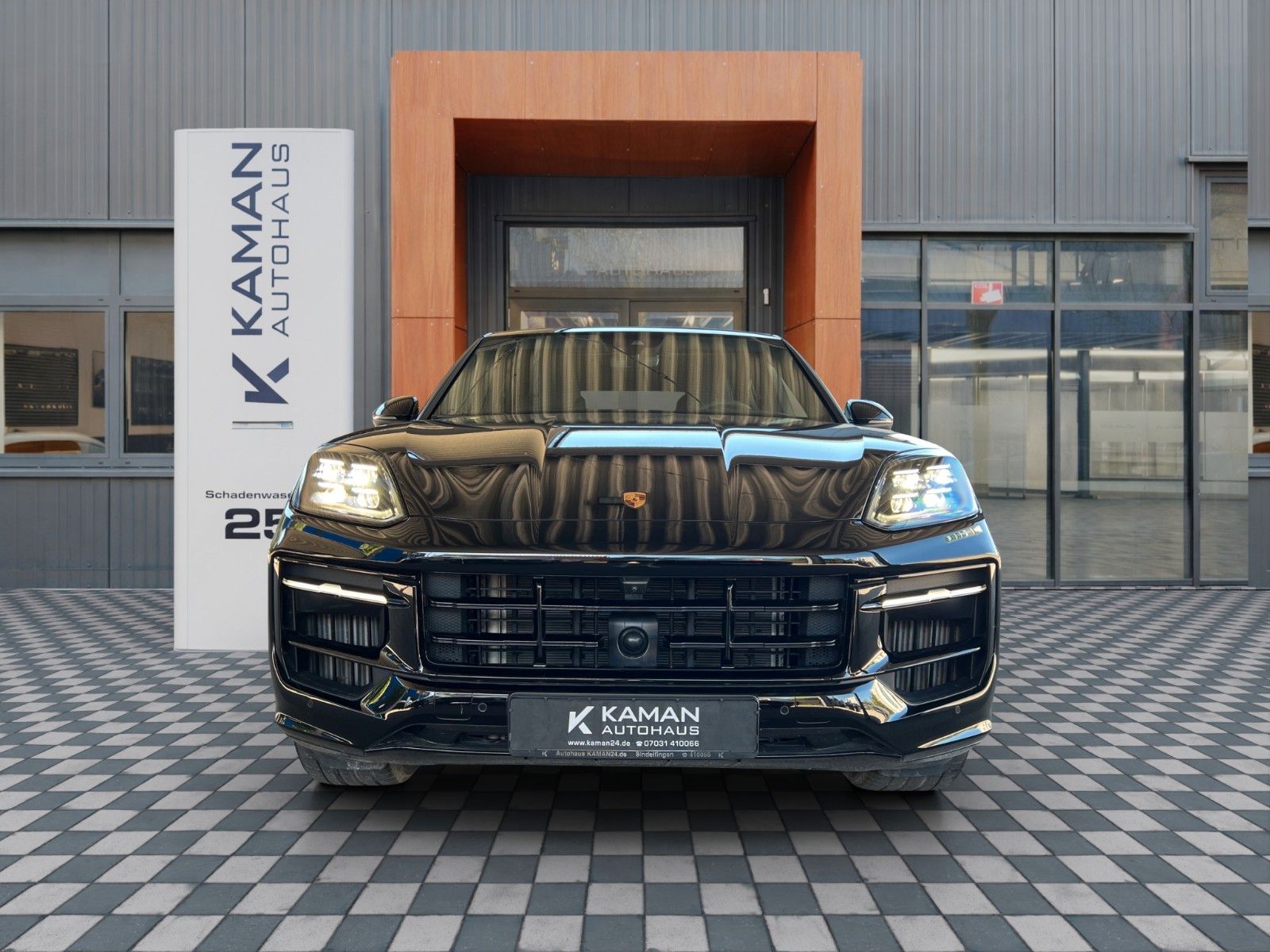 Porsche Cayenne Coupe E-Hyb Sport Design 22 Alu SAGA! foto 3