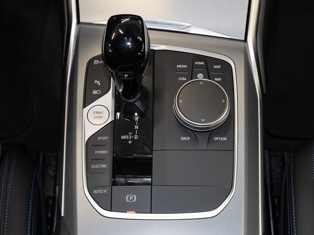 BMW 330 - Bild 11