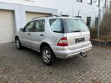 Mercedes-Benz Mercedes Benz Ml270 W163 Automatik AHK TÜV... - gebrauchte Mercedes-Benz ML 270 aus dem Jahr 2003
