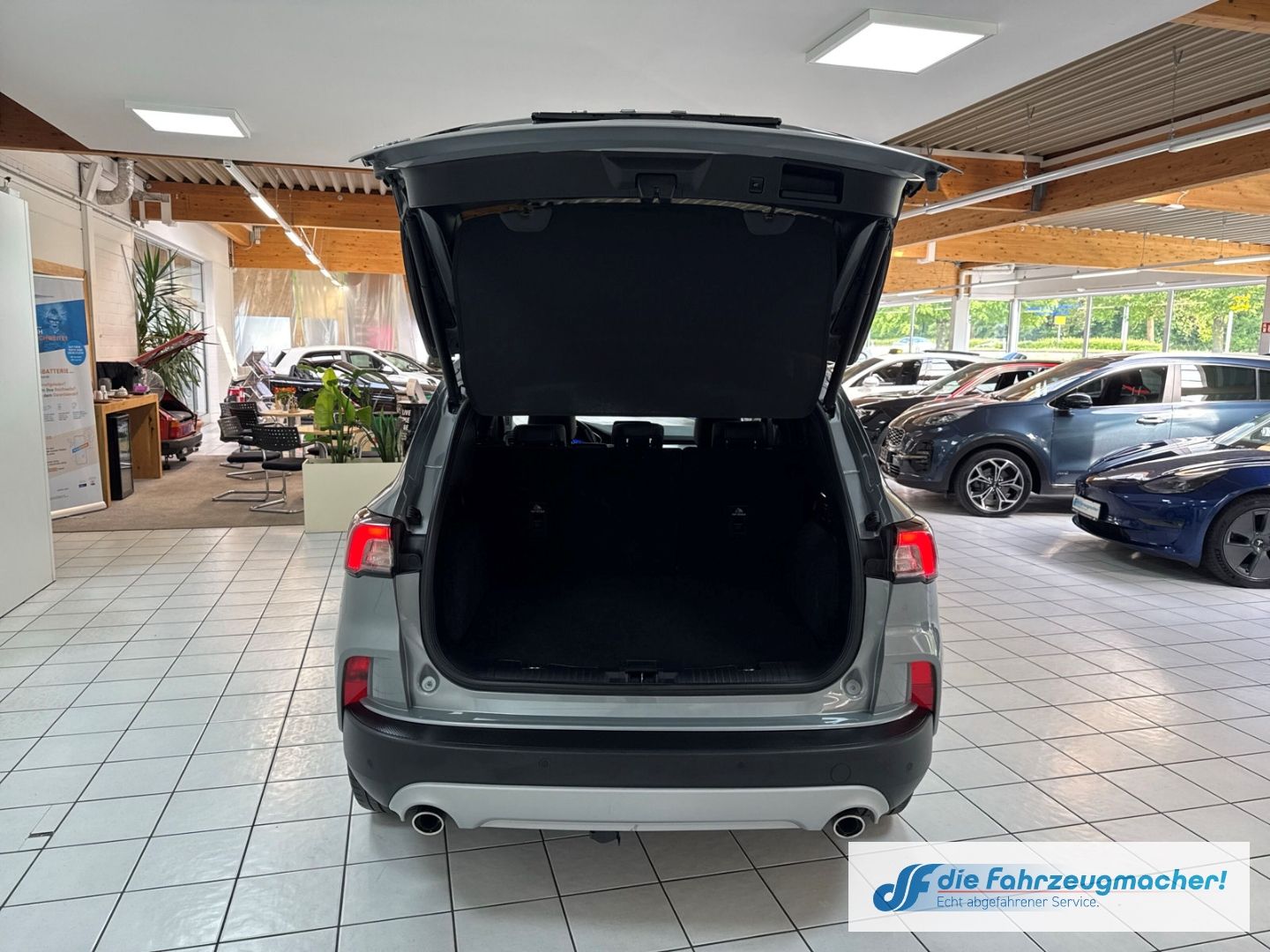 Fahrzeugabbildung Ford Kuga Titanium X Navi Digitales Cockpit Soundsyst