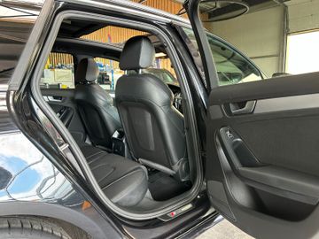 MYAUTOCENTER – Gebraucht- und Jahreswagen mit Werkstattservice in Pfaffenhofen Audi A4 Avant *S line Sportpaket*NAVI*PANO*Klimaauto*