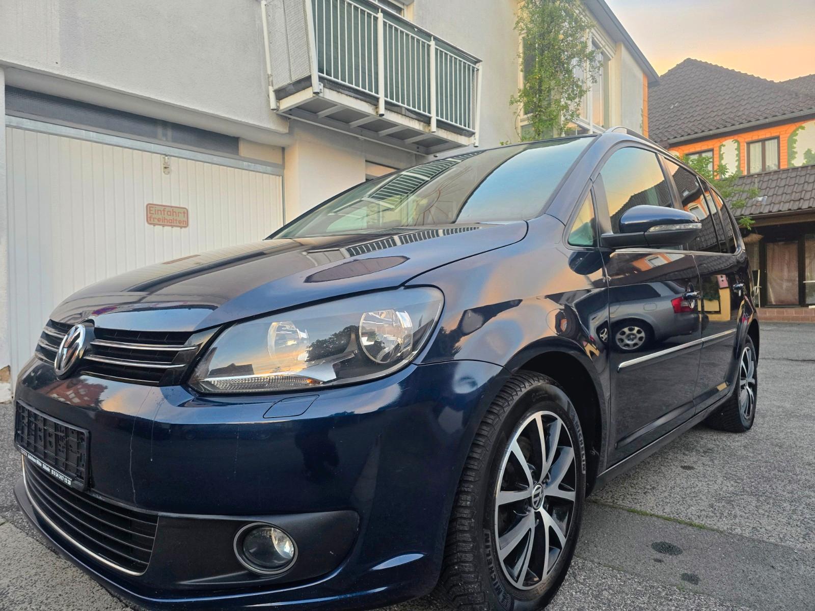 Volkswagen Touran Highline*GEPFLEGT*7 SITZE