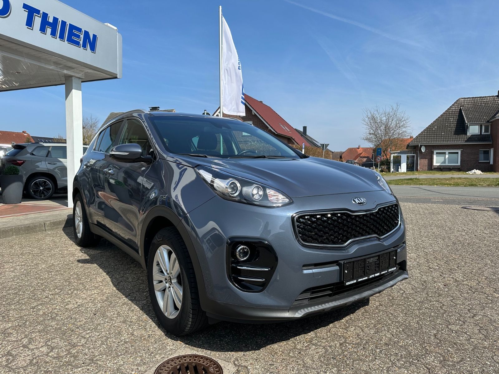 Fahrzeugabbildung Kia Sportage 1.6 GDI Dream Team Navi/SHZG/GRA/BT/GJR