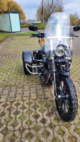 Harley-Davidson Sportster Iron 883 - HARLEY-DAVIDSON IRON 883