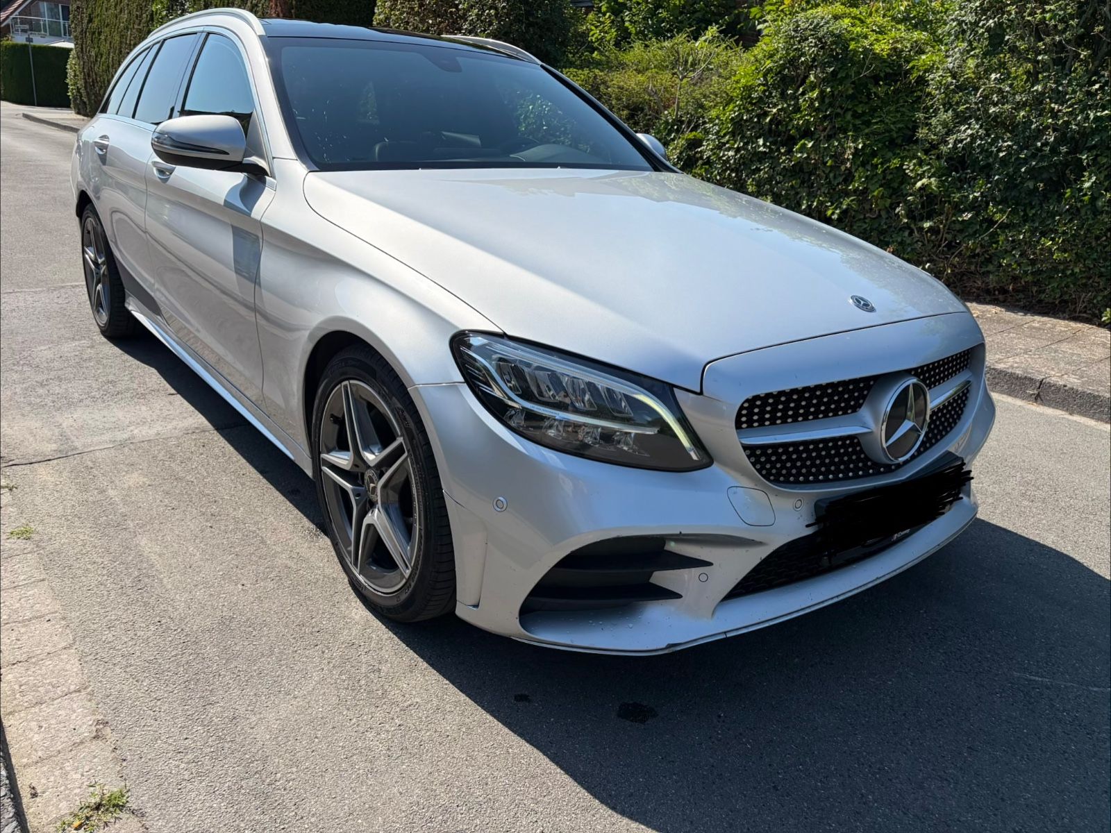 MERCEDES-BENZ C 220 d AMG-Line Pano Ahk 