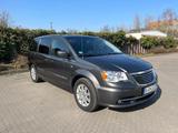 Chrysler Town & Country 3.6L V6, Getriebe ... - Chrysler aus 2016