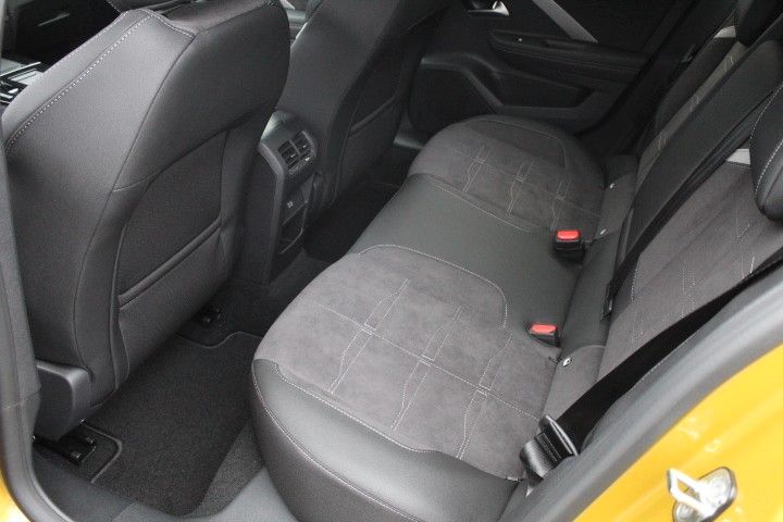 Fahrzeugabbildung Opel Astra L 5-trg. GS Line Automatik*Keyless*Kamera