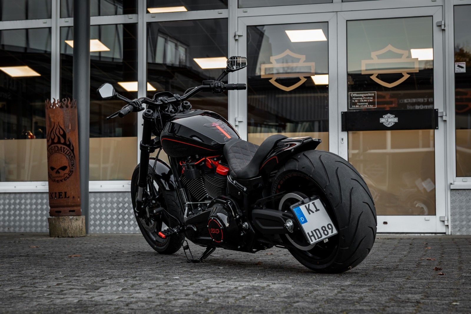 Fahrzeugabbildung Harley-Davidson FXDR 114 CUI - Jekill  - Thunderbike Umbau