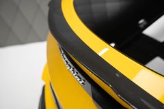 Performante YELLOW MASSAGE B&amp;O PANO SERVICE