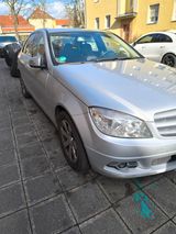 Mercedes-Benz C 180 KOMPRESSOR BlueEFFICIENCY - - Mercedes-Benz C 180: Kompressor Blueefficiency