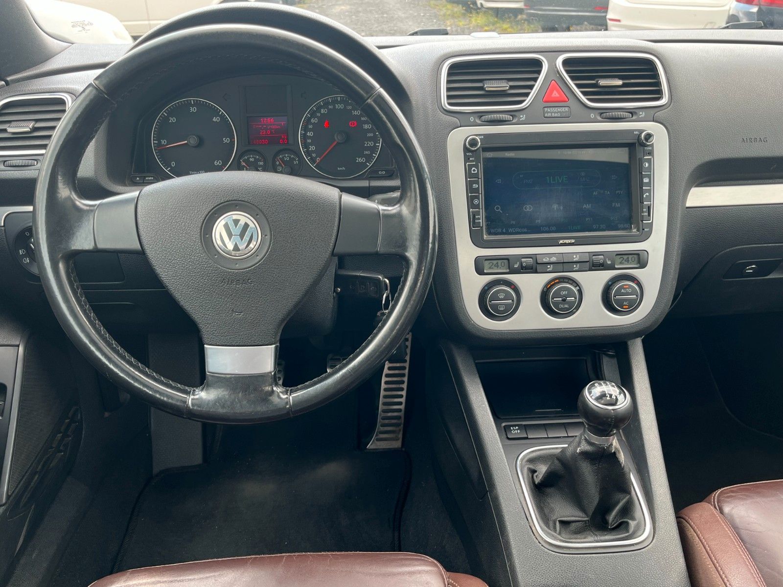 Fahrzeugabbildung Volkswagen Eos 2.0 TDI Edition 2009 Navi Leder Klima AHK