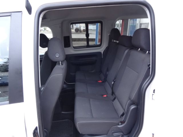 Fahrzeugabbildung Volkswagen Caddy Maxi/4x4/7-Sitzer/DSG/1.Hand/Xenon/Navi/