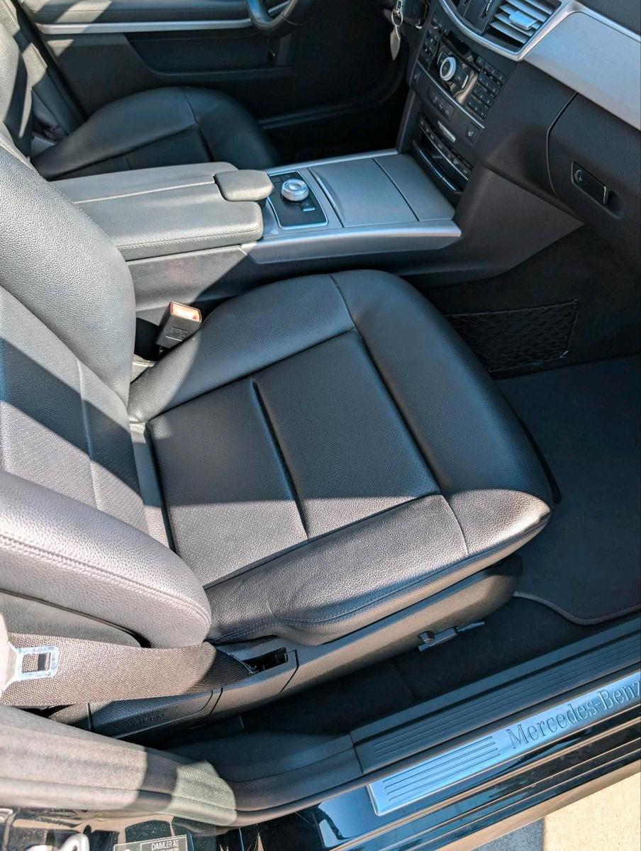 Mercedes-Benz E220 2012 — photo 9